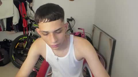 master_boy28 online show from 18, 4, 2026