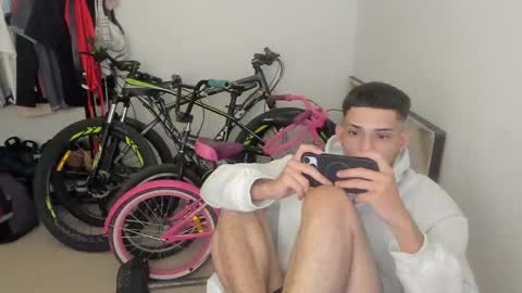 master_boy28 online show from 18, 4, 2026