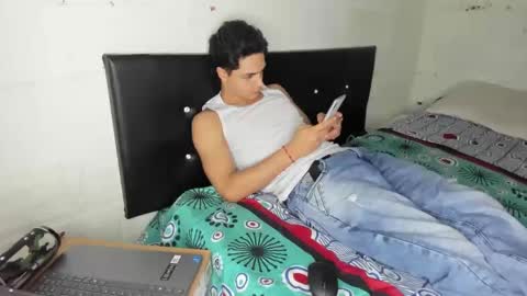 Snapshot of master_dominant_777 chatting on 9, 9, 2025 master_dominant_777 online show from 9, 9, 2025