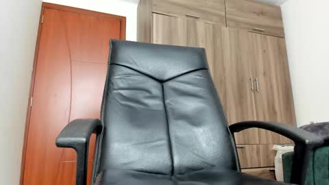 steven  online show from 14, 11, 2025