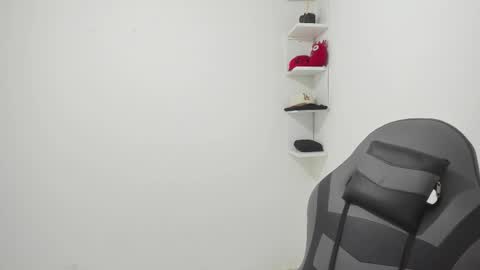 Snapshot of masteralda09 chatting on 5, 11, 2025 Alpha junior online show from 5, 11, 2025