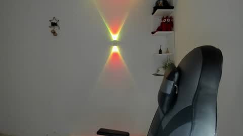 Snapshot of masteralda09 chatting on 27, 11, 2025 Alpha junior online show from 27, 11, 2025