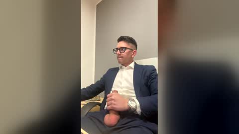 Snapshot of masterboss_fl chatting on 15, 4, 2026 Master Boss online show from 15, 4, 2026