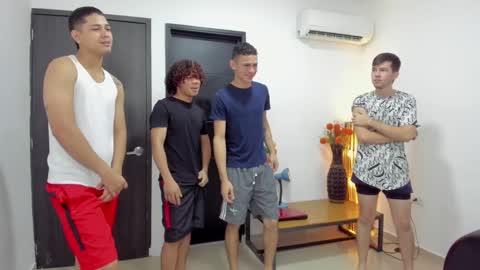 Snapshot of masters_sexx chatting on 24, 1, 2025 Team Cris Darwin- Fernando- Stiven- David online show from 24, 1, 2025