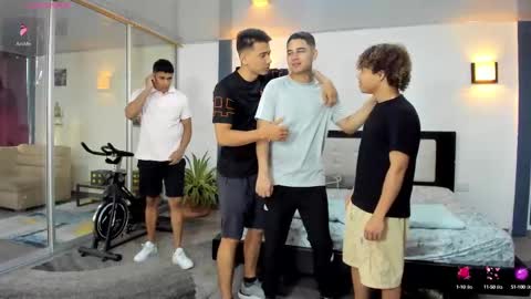 Snapshot of masters_sexx chatting on 13, 9, 2025 Team Cris Darwin- Fernando- Stiven- David online show from 13, 9, 2025