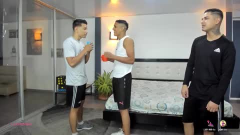 Snapshot of masters_sexx chatting on 5, 10, 2025 Team Cris Darwin- Fernando- Stiven- David online show from 5, 10, 2025