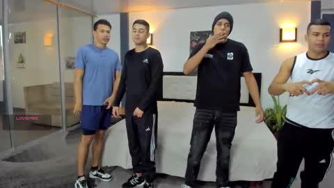 Snapshot of masters_sexx chatting on 10, 11, 2025 Team Cris Darwin- Fernando- Stiven- David online show from 10, 11, 2025