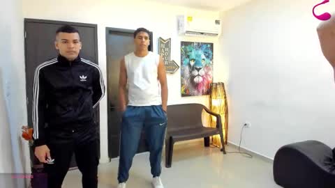 Snapshot of masters_sexx chatting on 15, 11, 2025 Team Cris Darwin- Fernando- Stiven- David online show from 15, 11, 2025