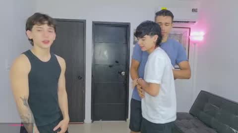 Team Cris Darwin- Fernando- Stiven- David online show from 9, 6, 2026