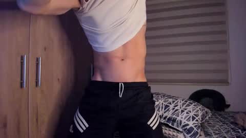 mastrangelo_x online show from 12, 10, 2025