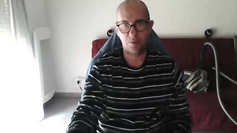 mat11efou online show from 11, 10, 2025