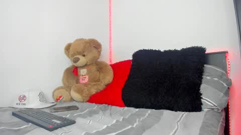 mateo_escobar online show from 19, 10, 2025