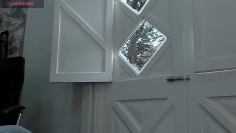 Mateo online show from 30, 1, 2025