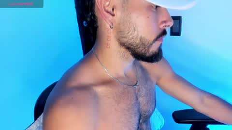 Mateo Baer online show from 28, 4, 2026