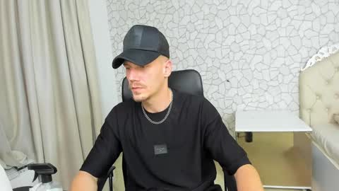 MateoBenjamin online show from 27, 12, 2024