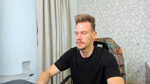 MateoBenjamin online show from 2, 2, 2025