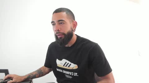 Matheus     online show from 30, 1, 2025