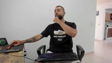 Matheus     online show from 28, 11, 2025