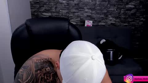 Mathew Independent model online show from 29, 1, 2025