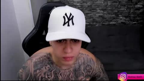 Mathew Independent model online show from 18, 4, 2026