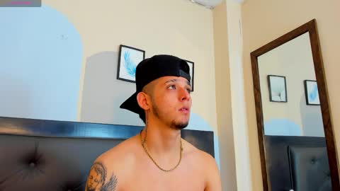 mathewboy2 online show from 25, 4, 2026