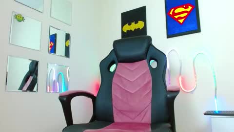 Snapshot of mathewhot3 chatting on 26, 11, 2025 mathewhot3 online show from 26, 11, 2025