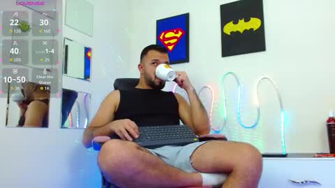 Snapshot of mathewhot3 chatting on 1, 12, 2025 mathewhot3 online show from 1, 12, 2025