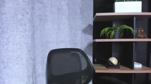 Mathews online show from 8, 1, 2025