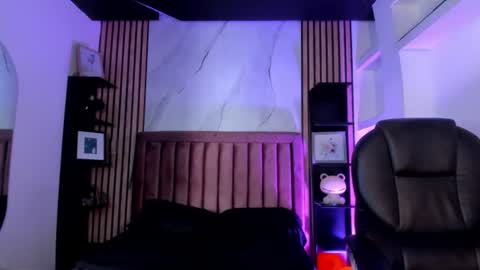Mathias  online show from 23, 6, 2026