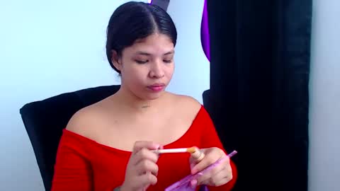 Snapshot of mati0421 chatting on 12, 1, 2025 Mati04 online show from 12, 1, 2025