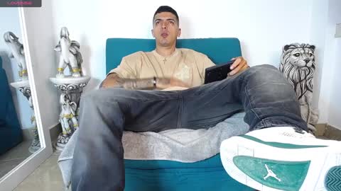  MATIAS COSTA  online show from 25, 12, 2024