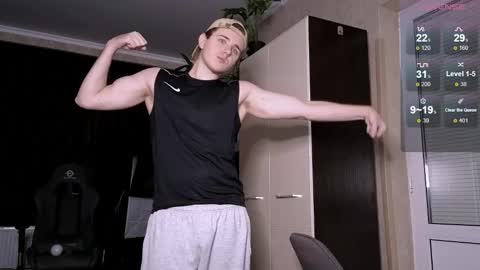 Snapshot of matt_aniston chatting on 7, 12, 2024 Matt online show from 7, 12, 2024