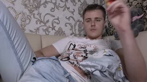 Snapshot of matt_aniston chatting on 28, 12, 2024 Matt online show from 28, 12, 2024