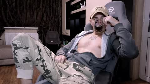 Snapshot of matt_aniston chatting on 27, 1, 2025 Matt online show from 27, 1, 2025