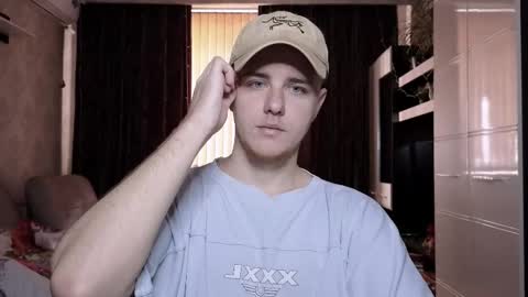 Snapshot of matt_aniston chatting on 12, 3, 2025 Matt online show from 12, 3, 2025