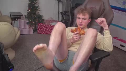 Snapshot of mattcashxxx chatting on 11, 12, 2024 Matt Cash online show from 11, 12, 2024