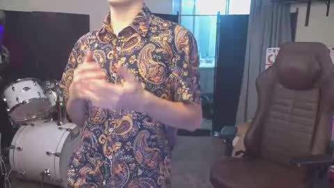 Snapshot of mattcashxxx chatting on 25, 10, 2025 Matt Cash online show from 25, 10, 2025