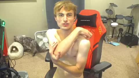 Snapshot of mattcashxxx chatting on 5, 6, 2026 Matt Cash online show from 5, 6, 2026