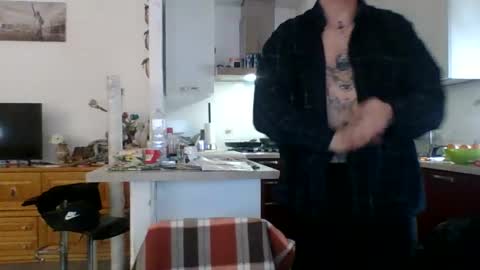 matteushh87 online show from 25, 2, 2025