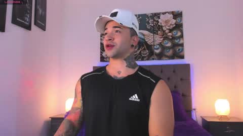 Matthew INDEPENDENT MODEL online show from 21, 4, 2026