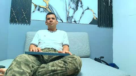 Snapshot of matthew_white2 chatting on 8, 5, 2026 Matthew online show from 8, 5, 2026