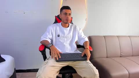 Matthew online show from 17, 12, 2025