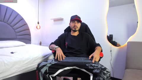 Matthew online show from 13, 4, 2026