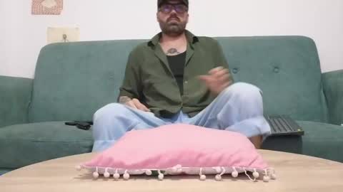 Snapshot of mattxfeet chatting on 18, 5, 2026 Matt online show from 18, 5, 2026