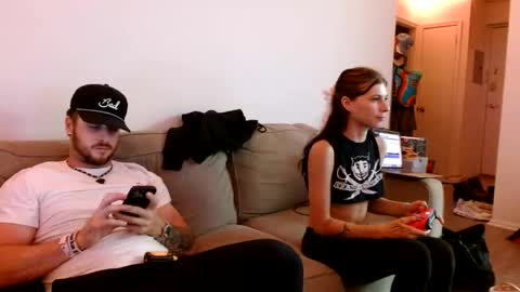 Snapshot of mattxxxceptional chatting on 15, 9, 2025 mattxxxceptional online show from 15, 9, 2025