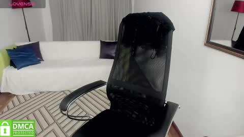 Snapshot of mature_blonde7 chatting on 19, 12, 2024 Lana online show from 19, 12, 2024