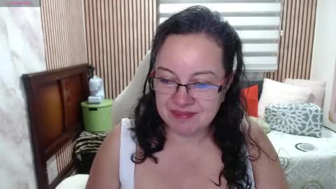 Sonia online show from 3, 6, 2026