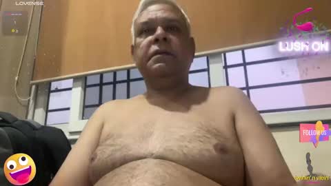 Snapshot of maturedman_44 chatting on 26, 11, 2025 DEV online show from 26, 11, 2025