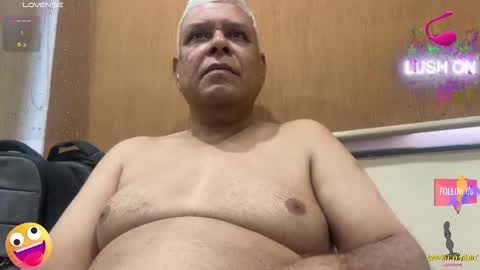 Snapshot of maturedman_44 chatting on 4, 12, 2025 DEV online show from 4, 12, 2025