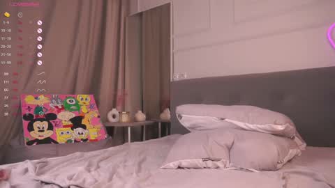 Lily online show from 8, 3, 2025